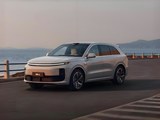 理想L6车型图片